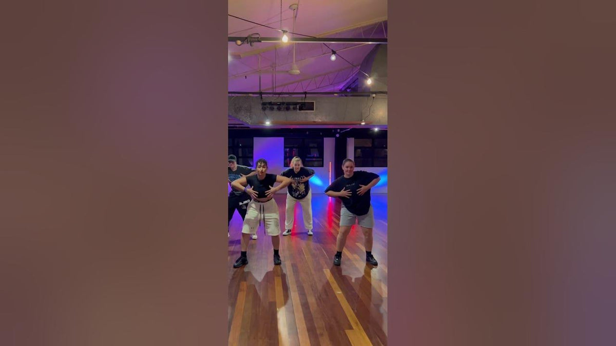 Mini Dance Tutorial with Vanessa